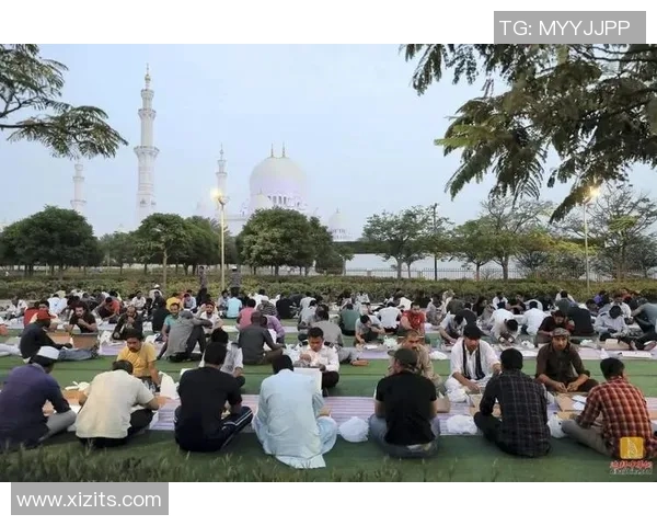 斋月期间足球球星的信仰与挑战：从赛场到祷告的平衡与坚守