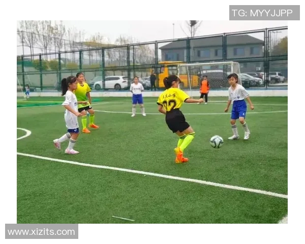 追梦绿茵场足球星模仿者用激情演绎偶像荣耀时刻